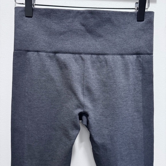 Lululemon Seamlessly Street Seamless Crop Legging Grey Black Size 6 - Picture 8 of 11